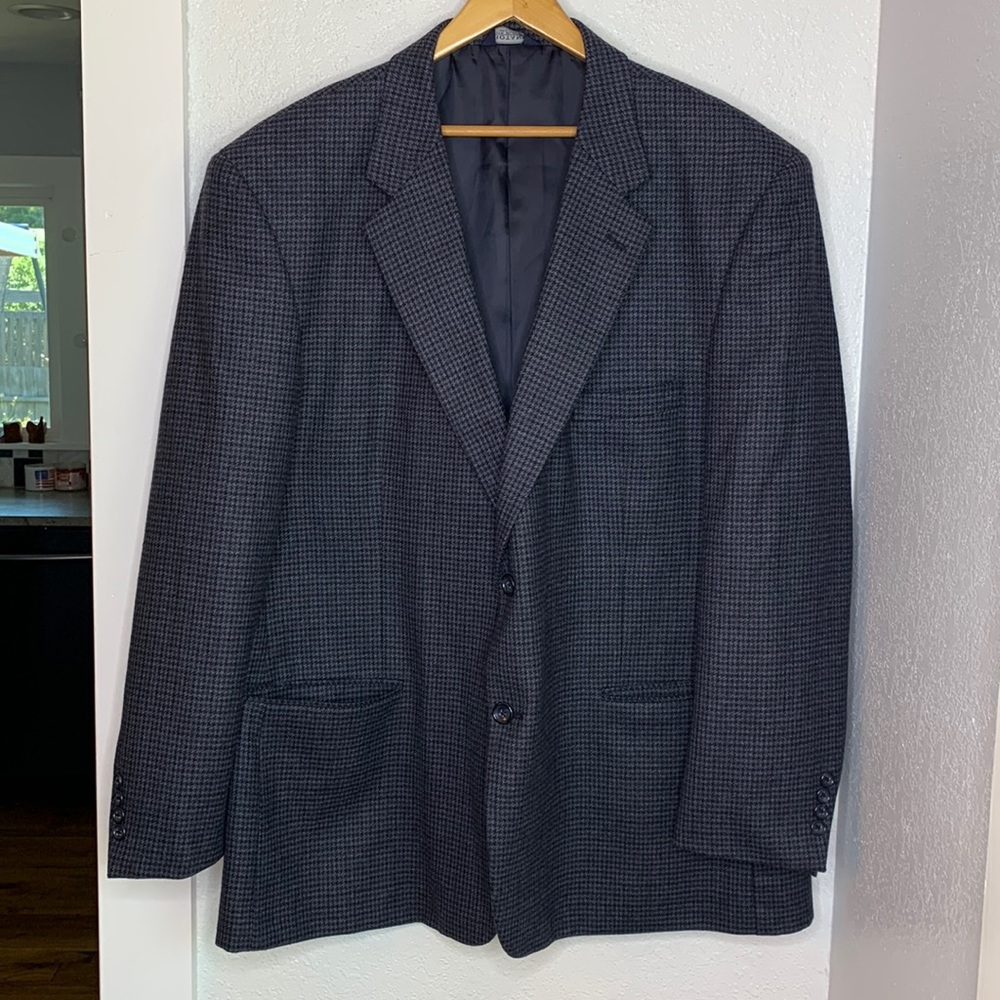Botany five hundred 100% lambs wool houndstooth lined blazer 2 button closure